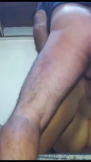 Эмоциональный момент из "Латину киску и задницу трахнули - она принимает член во все дырки"