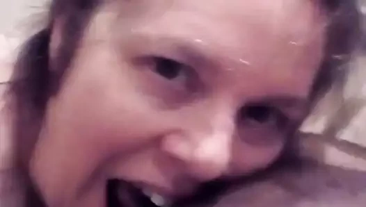 Bu döl fahişesini seviyorum