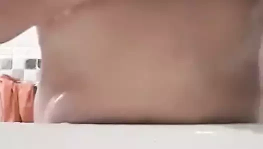 54 yaşındaki kız arkadaşımın göğüsleri