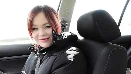 Hissetmek istediğim için içime sok
