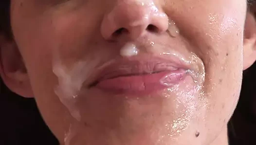 Güzel bir kaltak bana binmek istiyor!