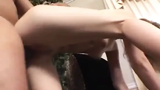 Genç kız Lisa Marie için büyük siyah yarak sikişi