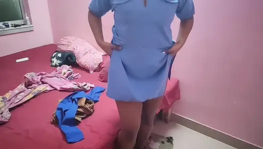 Sevimli tombul liseli kızlar garip bir durumda sıkışıyor