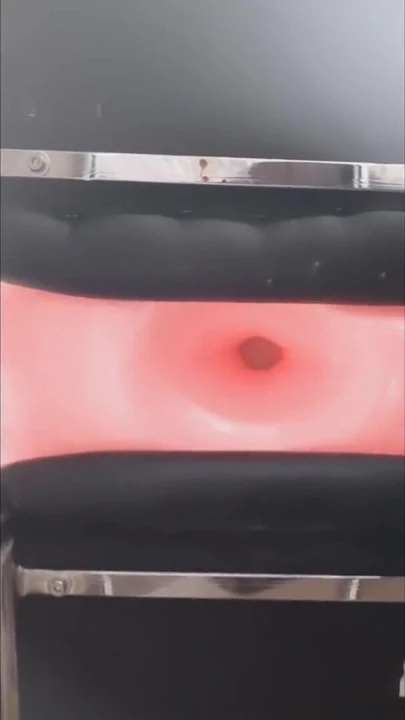 Egzersiz donut topu pompalanıyor