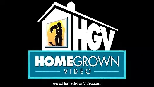 Grace ilk kez filmde gırtlağına kadar alıyor