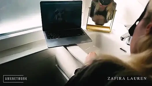 Güzel Polonyalı ev temizlikçimi tekrar sikiyorum