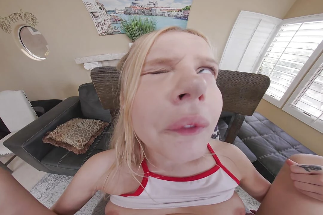 Lethalhardcore vr coco üvey babasını dizüstü bilgisayar için sikiyor