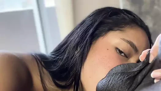 Onun yarağını yerken kendimi görmeyi seviyorum -amatör çift- nysdel