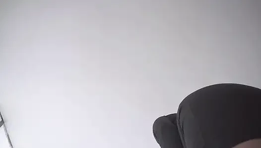 Dev götlü üvey kız kardeş gizlenme noktanı buluyor