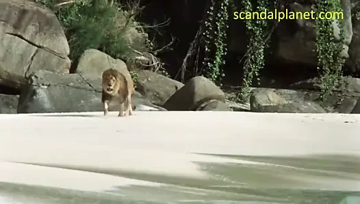 Bo derek çıplak göğüsler içinde tarzan the ape adam film