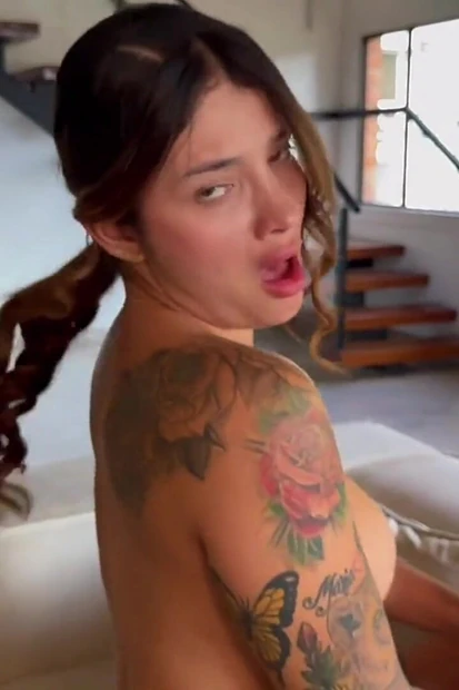 Thief Gets a Jackpot!!! MILF Offered Anal Sex for Not Be Stoled