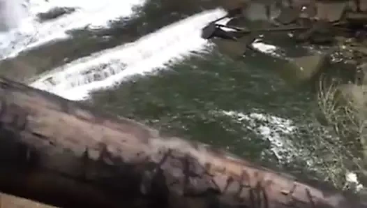 erkek arkadaşını dışarıda üfleme