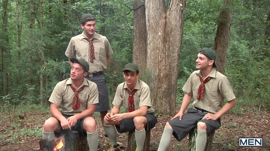 Twinkpop - bir grup izci, izci lideriyle grup seks yapmak için ormanın ortasında buluşuyor