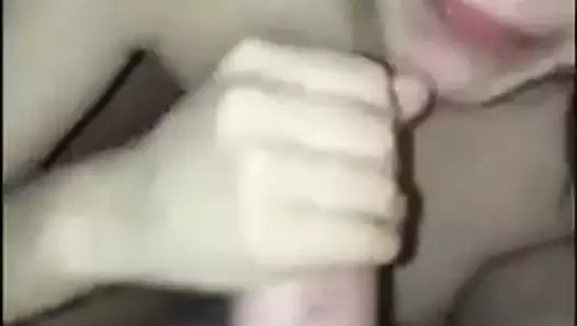 Asya kız arkadaş oral seks