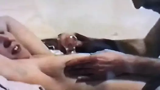 Eski oyun parçası 2-çekerek meme uçları