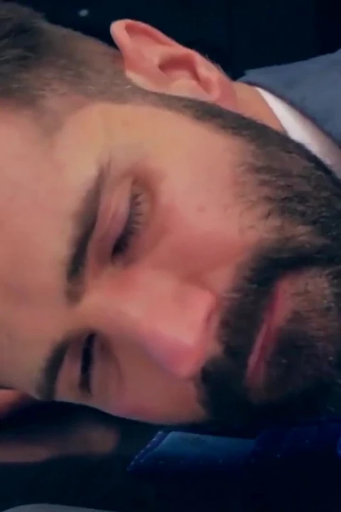 Menatplay uygun hunk dani robles damon heart tarafından anal sikiliyor