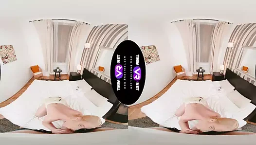 Tmwvrnet - jessica jade - elinde yarakla tur planlıyor