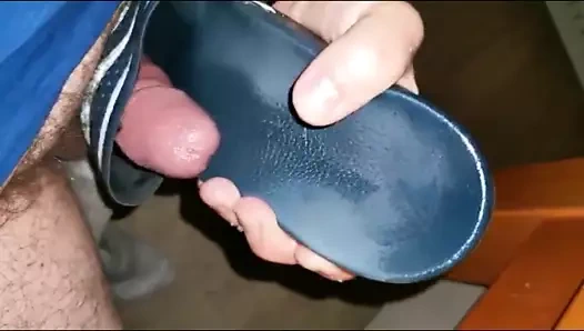 Baba sikini çalışıyor!