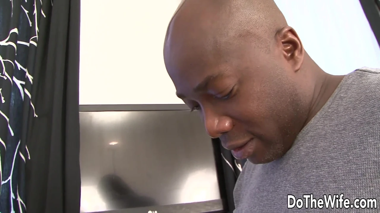 Husband Shares BBC Cum with His Wife Victoria Daniels