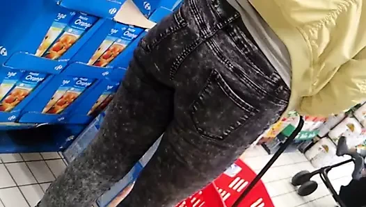 Tight black jeans 6