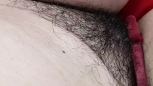 Amateur wife fingers her pussy until she reaches orgasm. Latina hairy pussy, big ass, big tits. Horny MILF