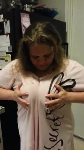 Sütyensiz youtube 3