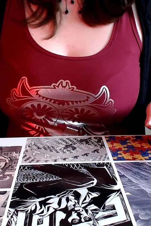 Çivi çakan asmr