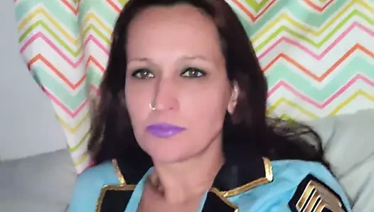 Busty esmer sigara içme fetiş