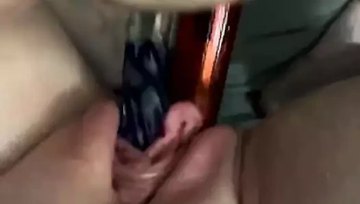 Milf olgun kirli görüşmeler ve çift maddeleri kedi ile 2 oyuncaklar