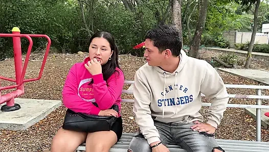 I Take a Girl to My House After Her Boyfriend Left Her Standing in the Park, I End up Her Hard to Raise Her Spirits