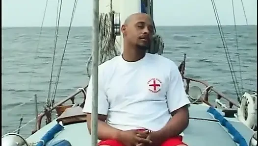 Siyah piç siyah amcıklarını sikiyor