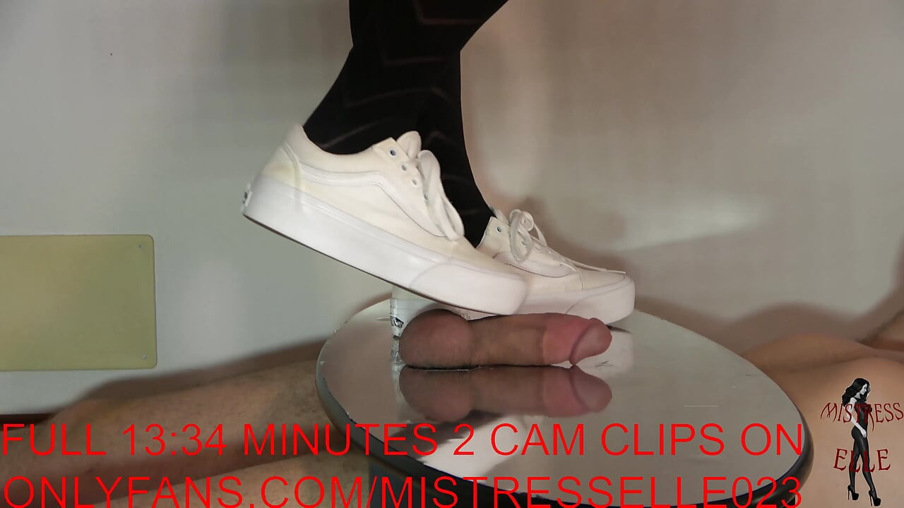 Sahibe elle kölesinin yarağını minibüsleriyle düzleştirme