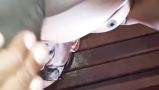 Sonunda amcığıma ateş etti.