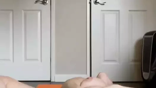 OF kitty69kat yoga zamanı