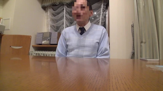 Amatör pov: koca, karısının başka bir erkekle seks yaptığını görmek istiyor. #33-1