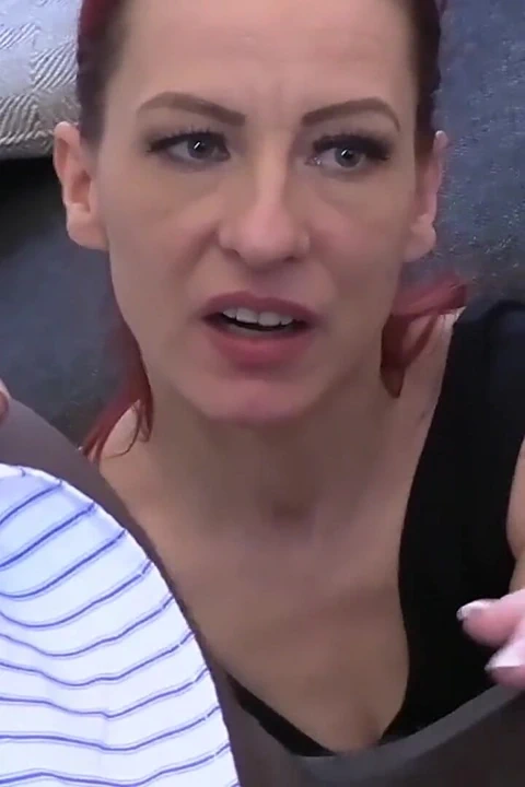 Emlakçıyla aldatırken yakalandı