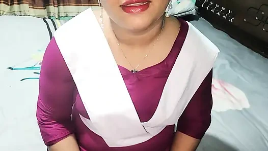 StepCousin erkek arkadaşıyla film izlerken yakalandı ve sikildi bölüm 01