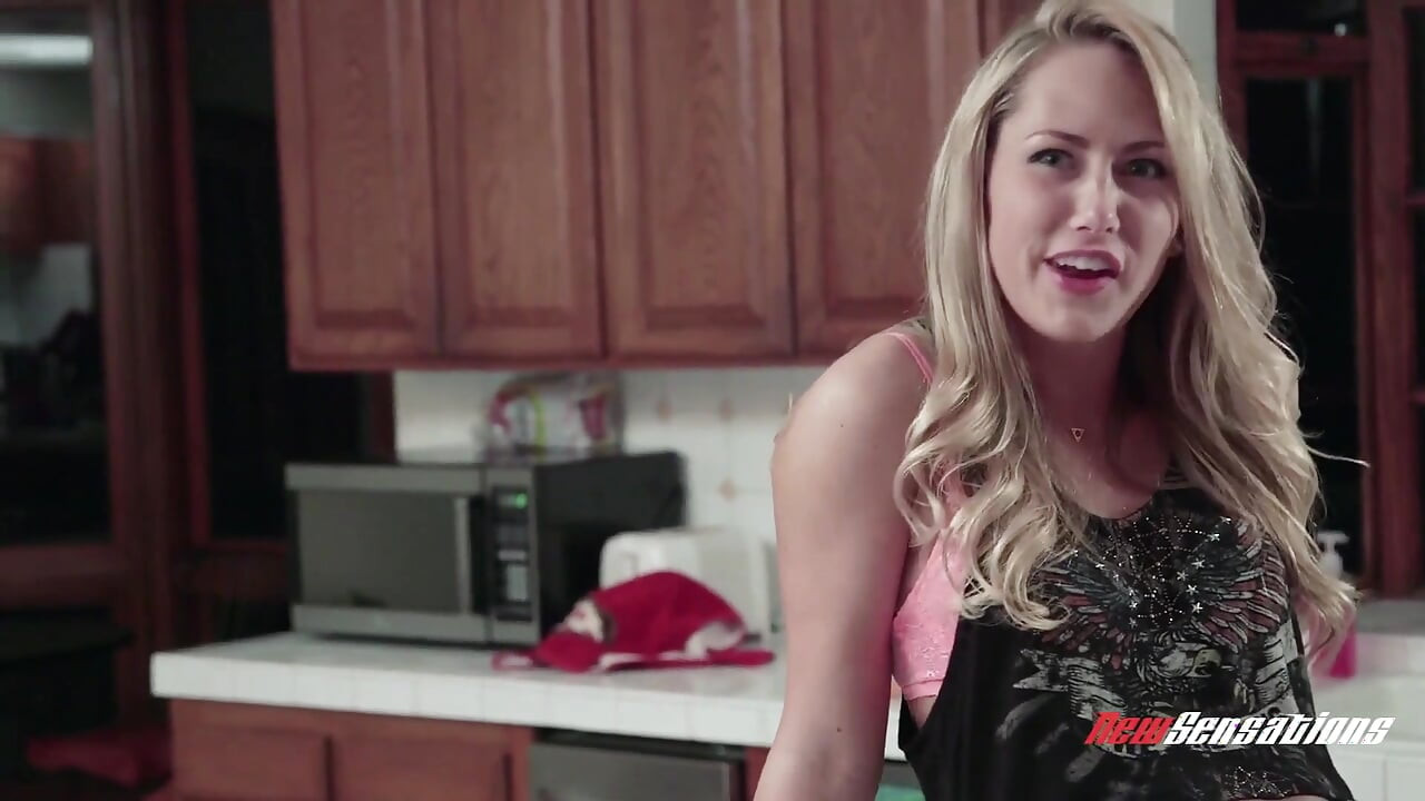 Carter Cruise - the Cute Little Babysitter #3