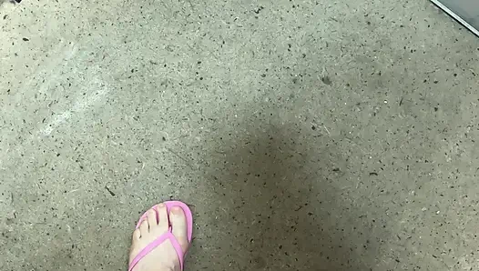 Pembe parmak arası terlik