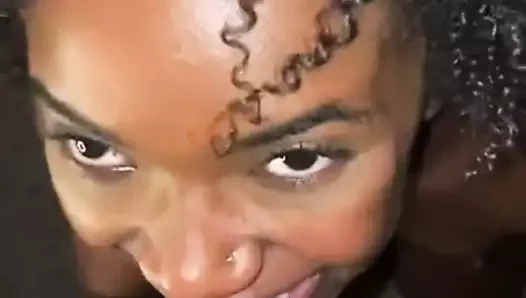 kız arkadaşı için büyük yüz