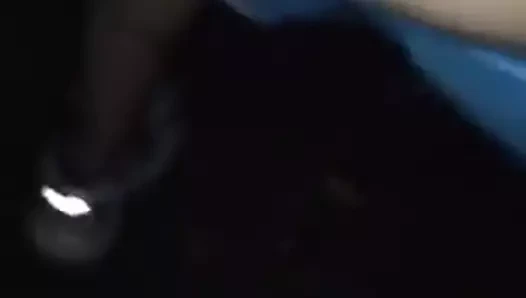 arkadaşlar butthole içinde pissing