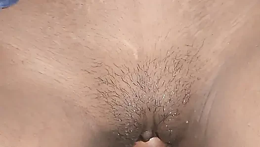Aaj bhabhi ko donon Tang uthake ganda per rakh liya tab choda