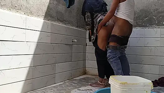 Pati Bahar Gaye padosi
