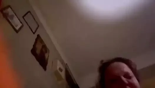 Daha fazla boşalmak istiyor