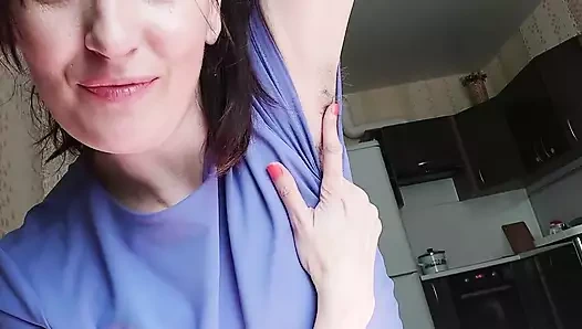 En sevdiğin kıllı koltuk altı