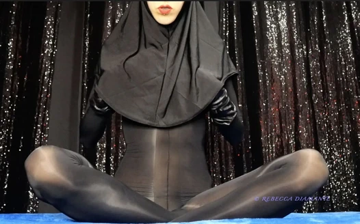 Götlü göğüslerime tapıyor