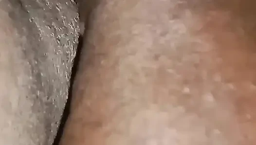 Parmağımı üvey annemin vajinasına soktum ve balını çıkardım, bölüm 2