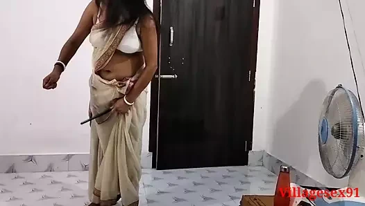 Beyaz sari, seksi gerçek xx, karısı oral seks verir ve sikikleri (resmi video by villageex91)