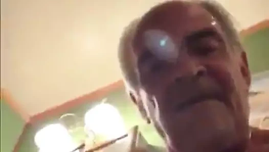 Büyük dede büyük horoz