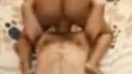 Arkadaşım karım guriya'nın amını yalıyor